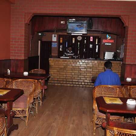 蓝山国际酒店 乌提 外观 照片
